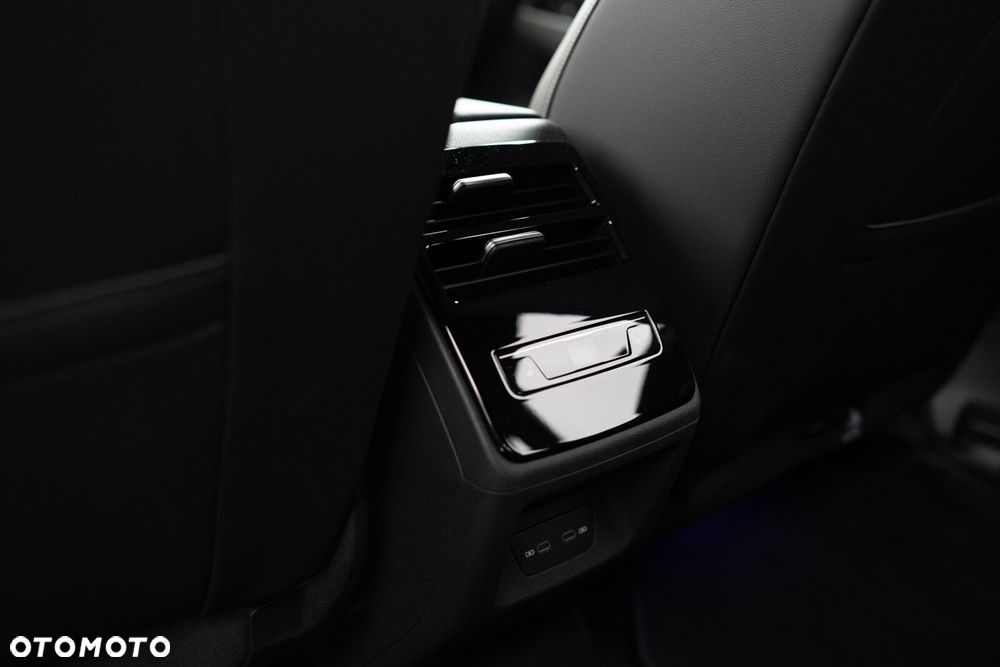 Volkswagen ID.7 77kWh Pro - 18