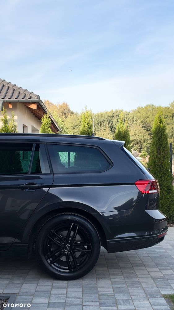 Volkswagen Passat - 15