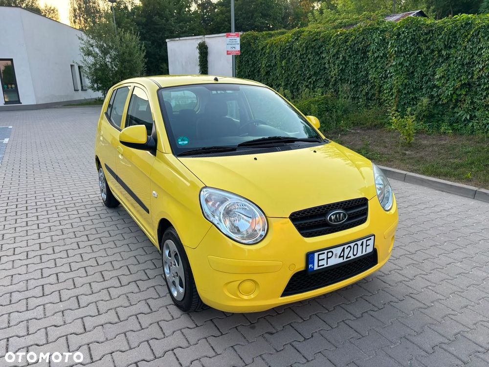 Kia Picanto - 1