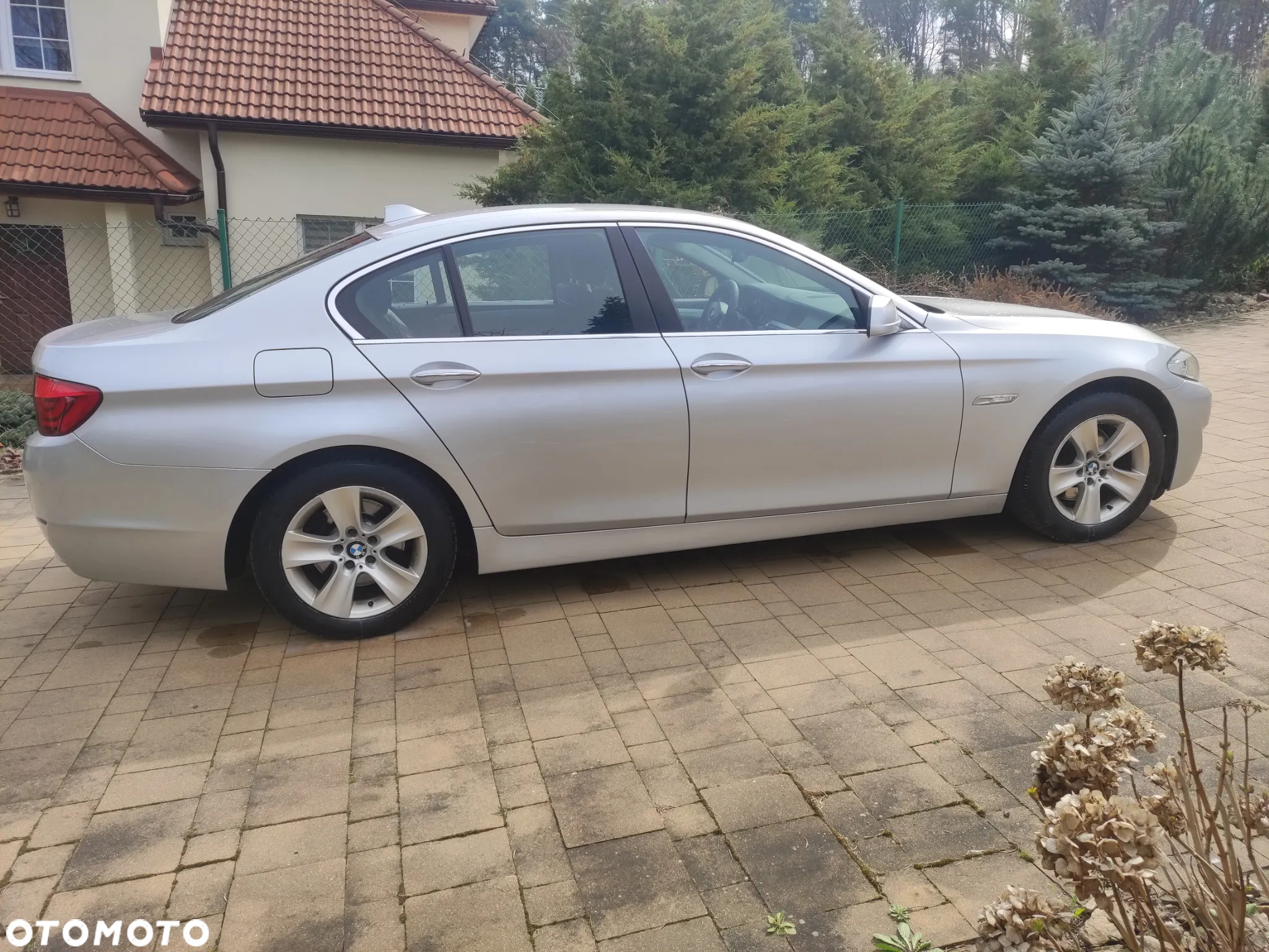 BMW Seria 5 520d - 13