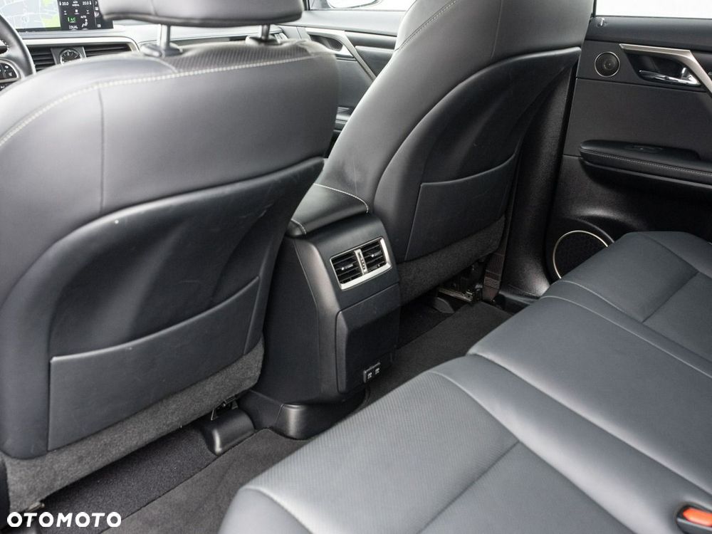 Lexus RX - 27