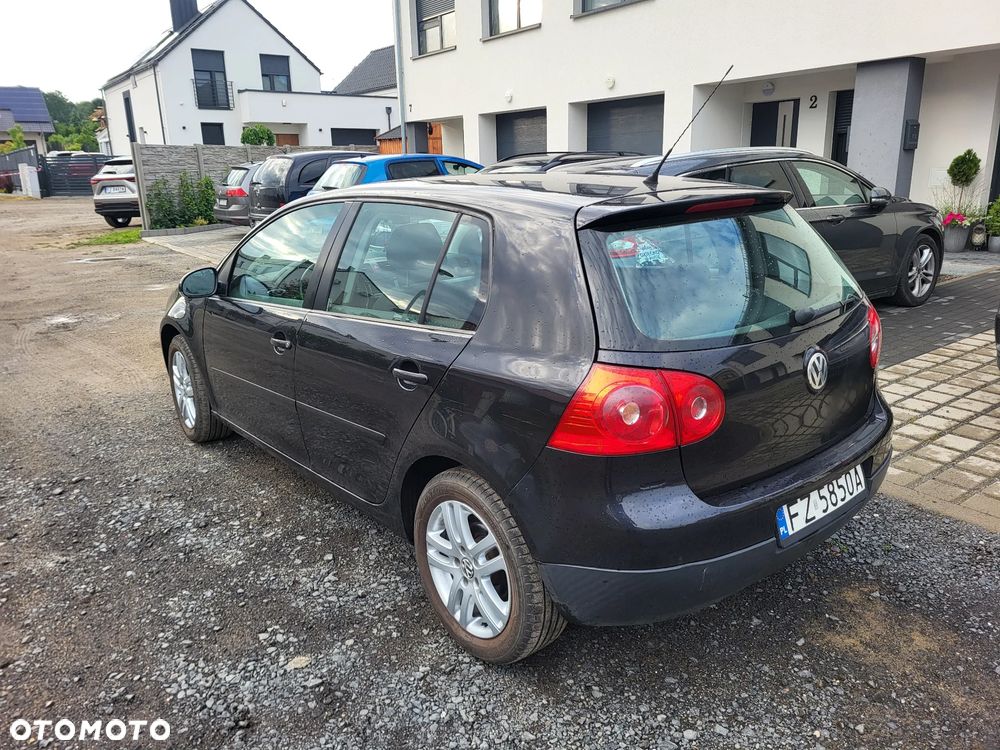 Volkswagen Golf 1.6 Trendline - 3