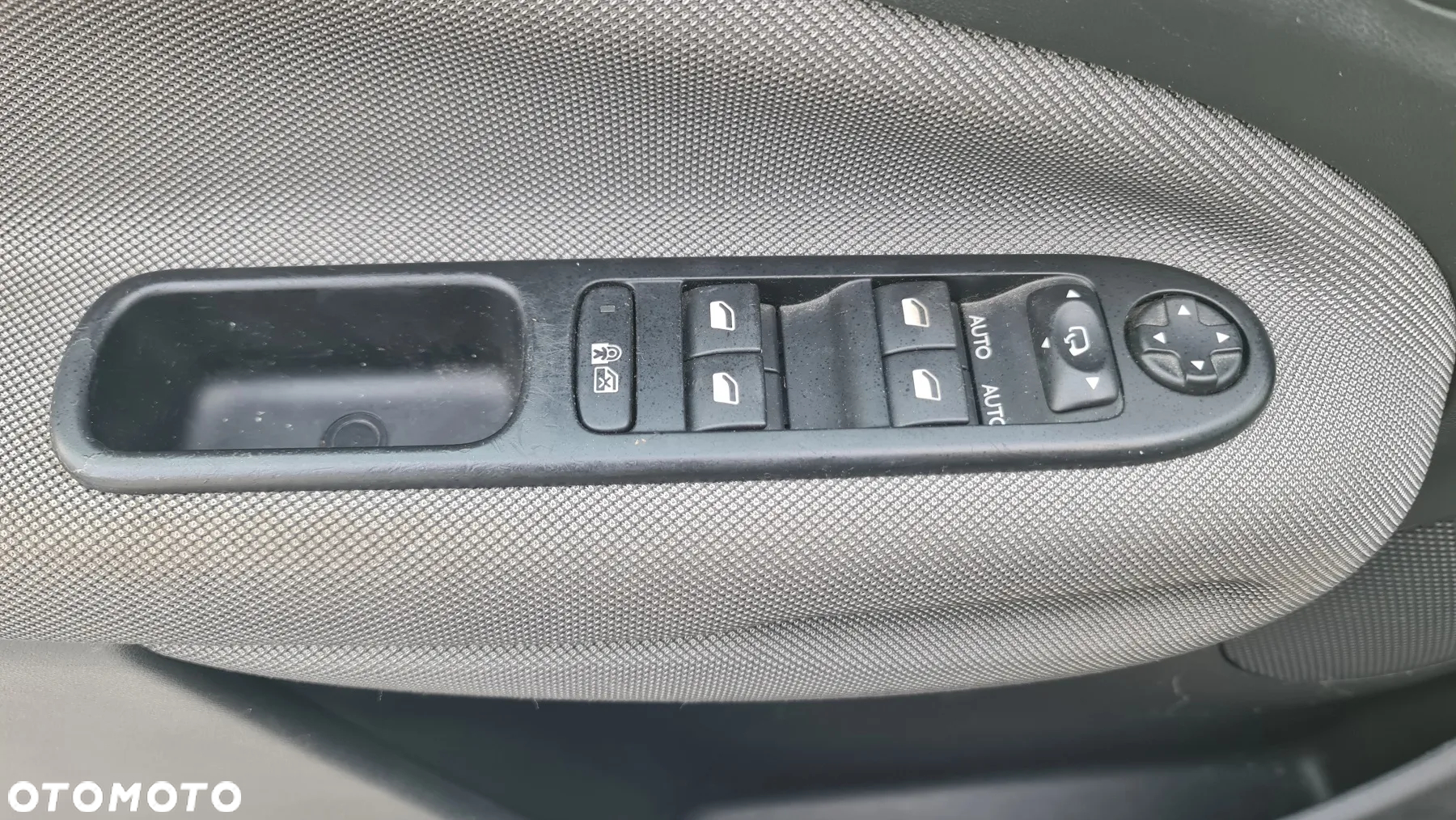 Citroën C3 Picasso 1.4i Selection - 17