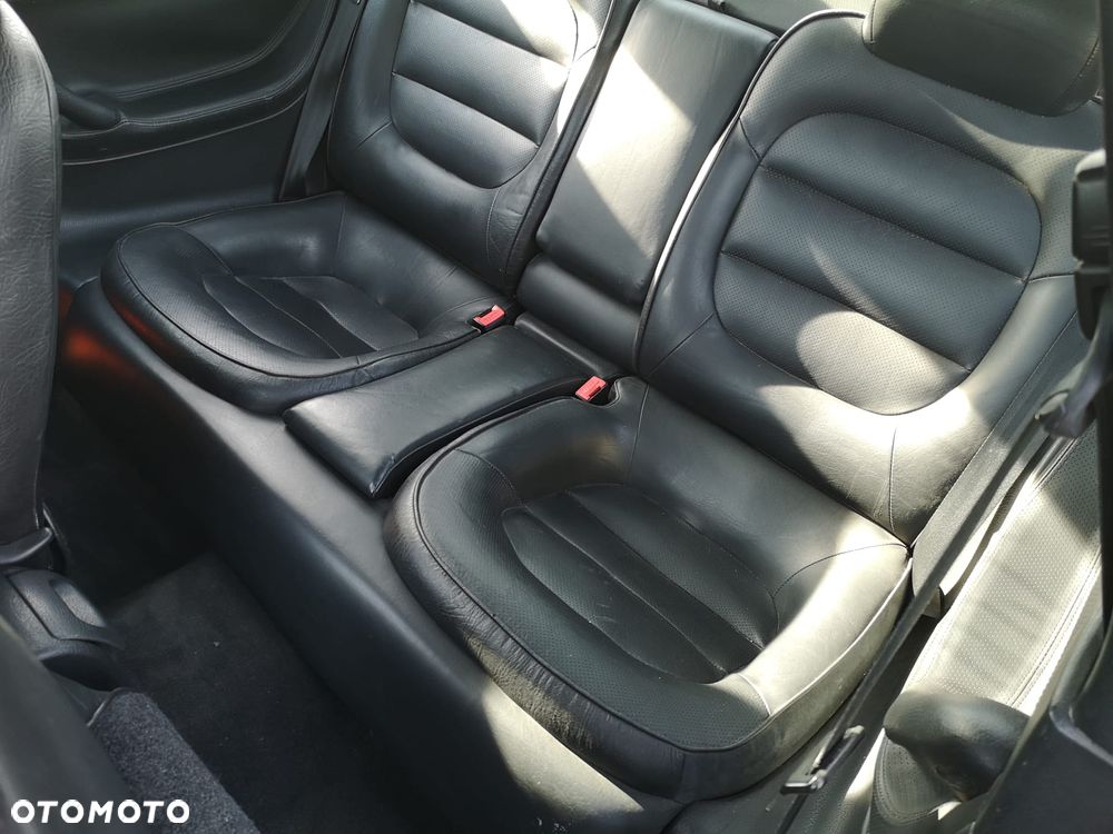 Peugeot 406 3.0 Prestige V6 - 23