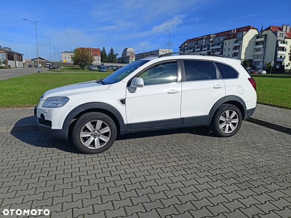 Chevrolet Captiva 3.2 LT high - 19