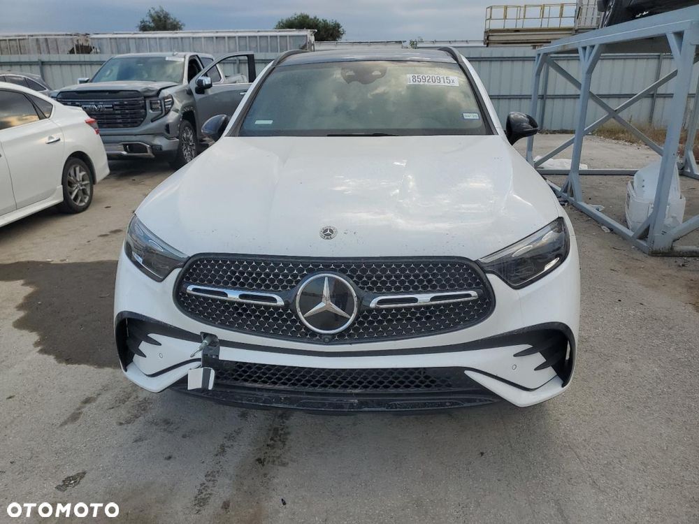 Mercedes-Benz GLC - 2