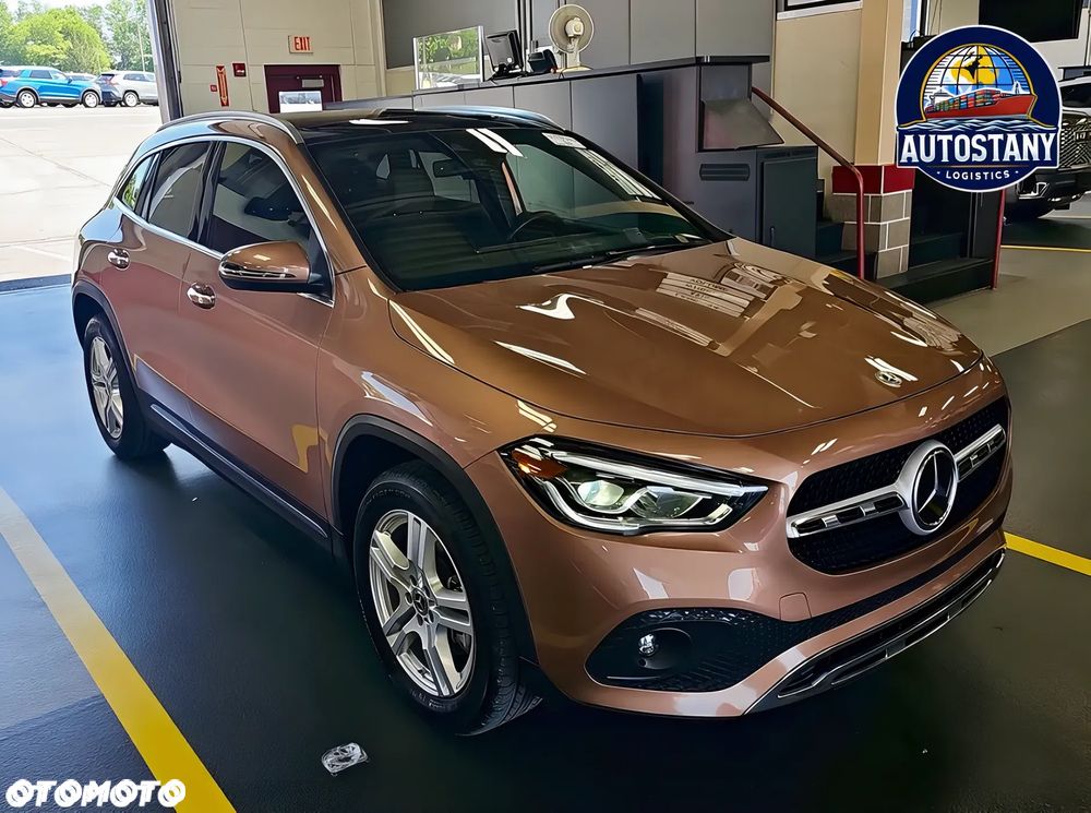 Mercedes-Benz GLA 250 4-Matic AMG Line - 1