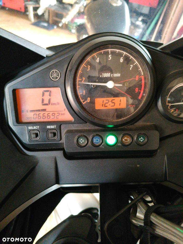 Yamaha TDM - 15