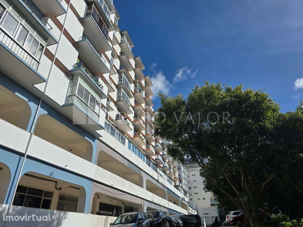Apartamento T2 na Rinchoa (Rio de Mouro) , possibilidade aquisição ... - Grande imagem: 3/21