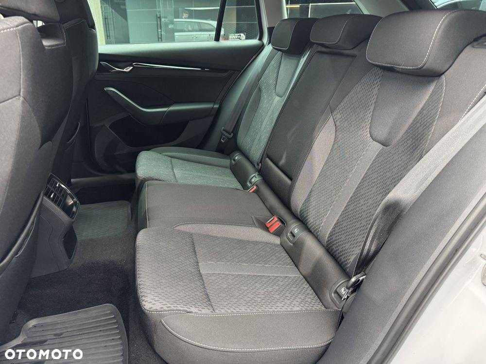 Skoda Octavia 2.0 TDI Ambition DSG - 15