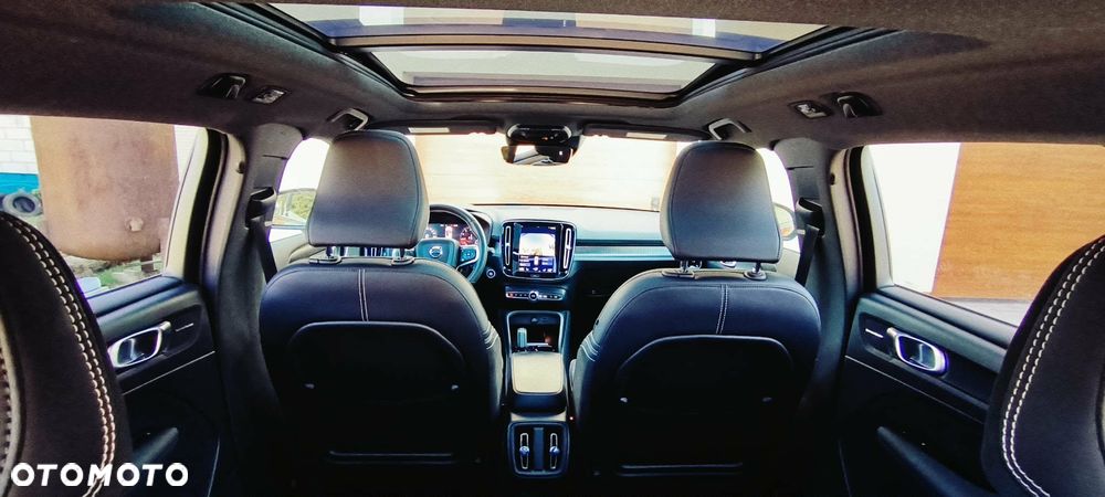 Volvo XC 40 T4 R-Design - 13