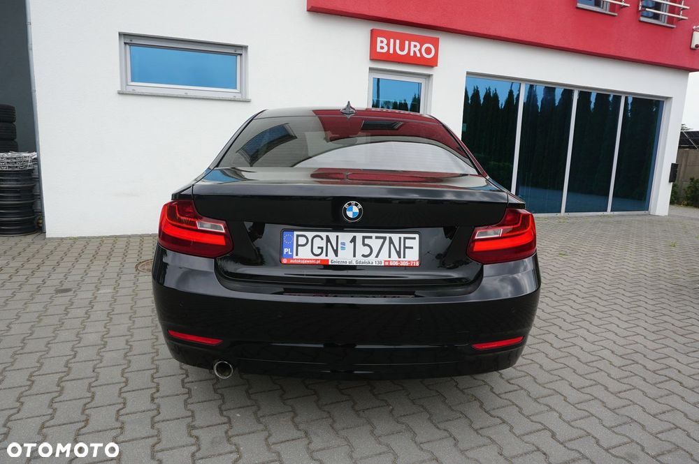 BMW Seria 2 218i Sport Line - 38