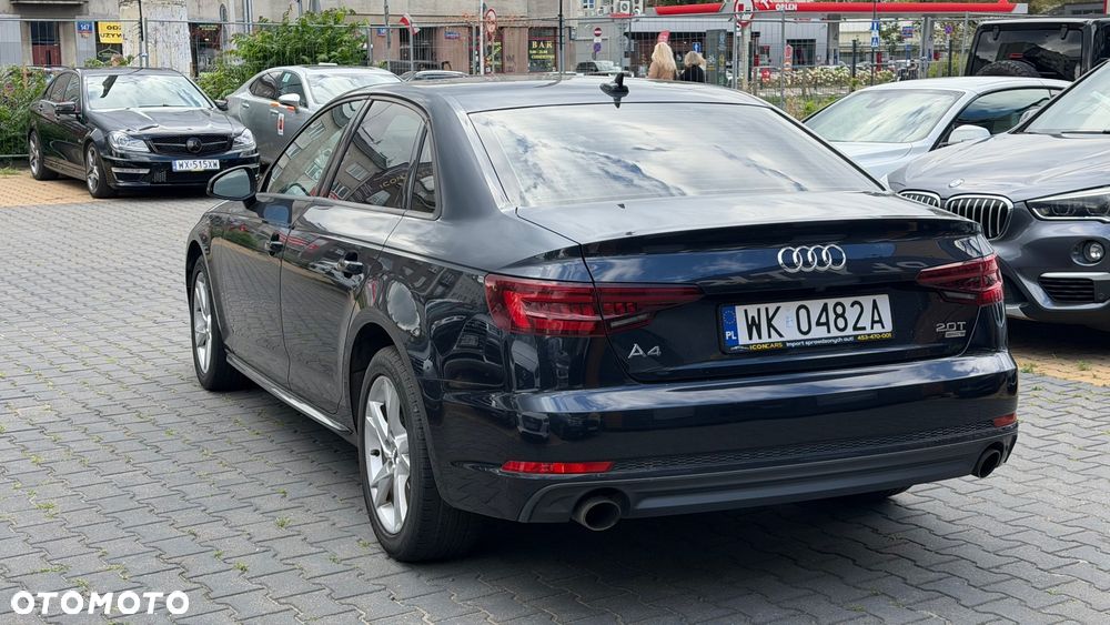 Audi A4 Limousine - 5