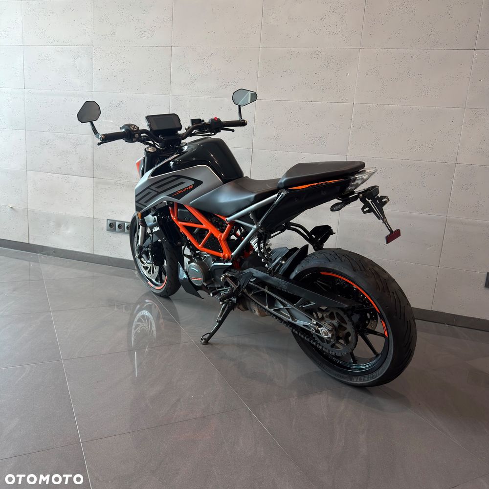 KTM Duke 125 - 9
