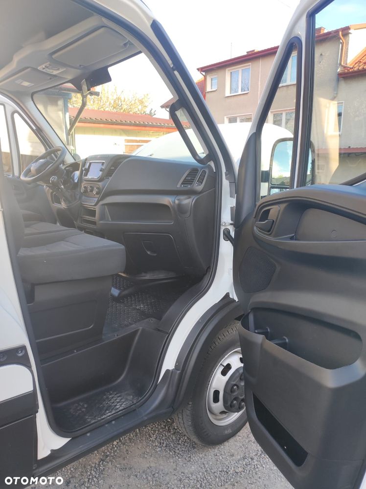 Iveco 35C180 - 7