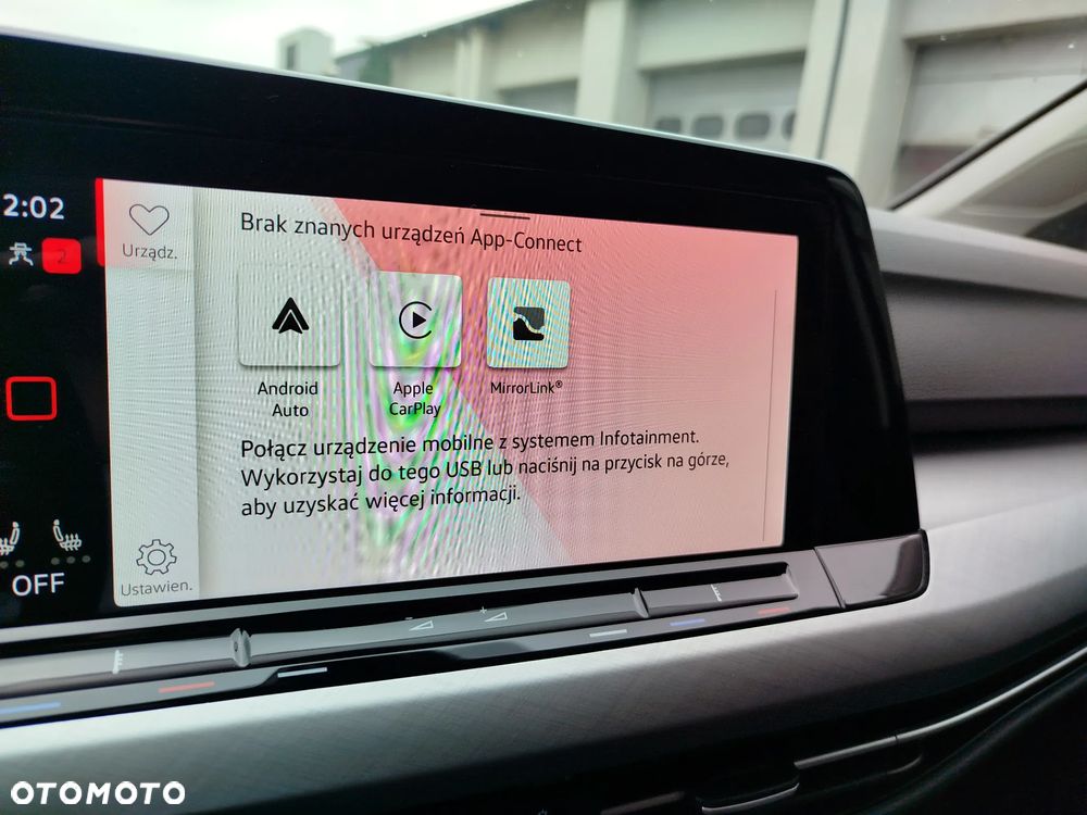 Volkswagen Golf Variant 2.0 TDI SCR DSG Life - 22