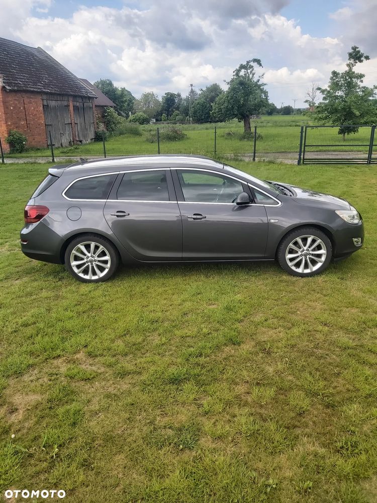 Opel Astra 1.4 Turbo Cosmo - 9