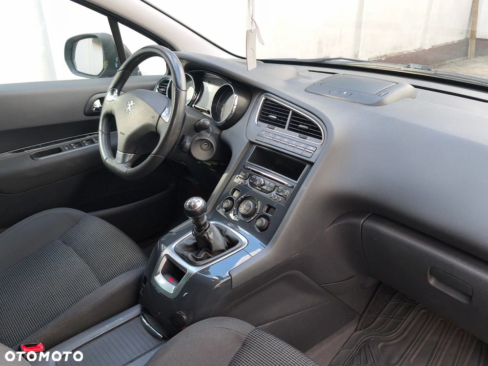 Peugeot 5008 HDI 150 Allure - 16