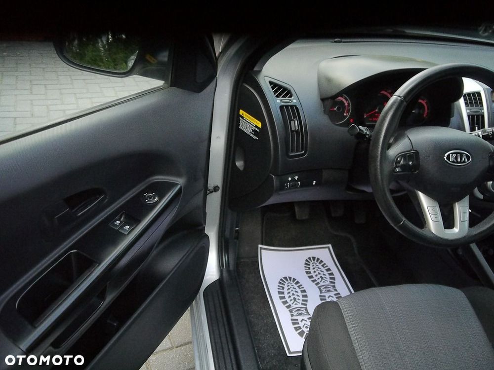 Kia Ceed 1.4 Comfort - 21