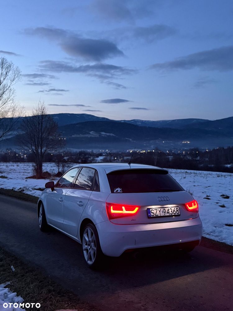 Audi A1 Sportback 1.6 TDI Attraction - 3