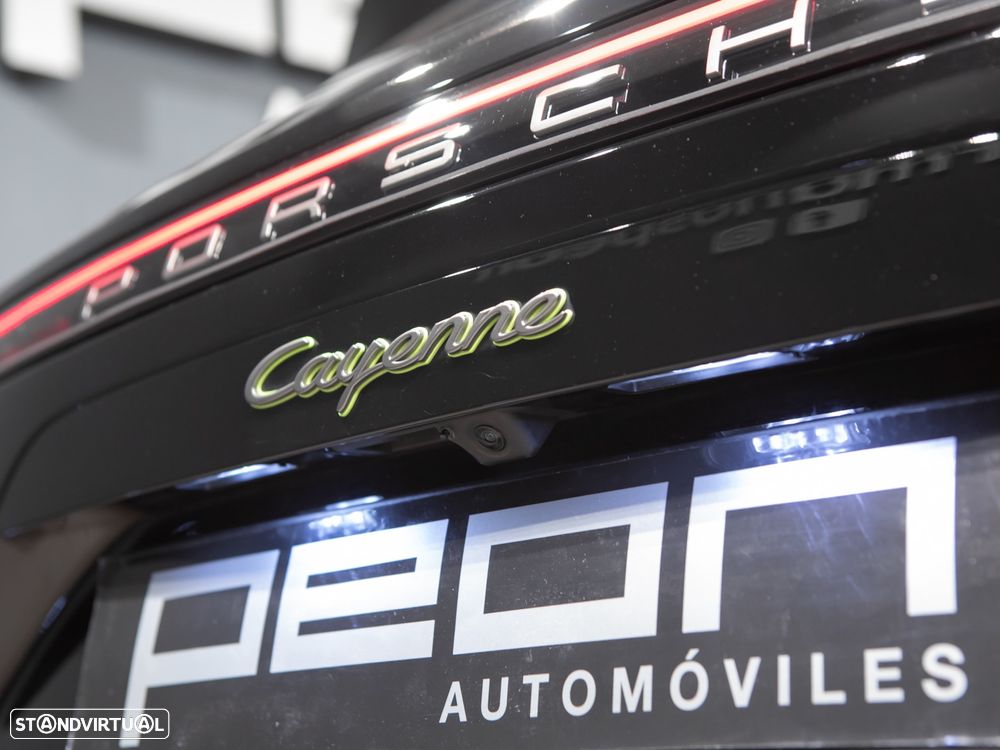 Porsche Cayenne E-Hybrid Platinum Edition - 53