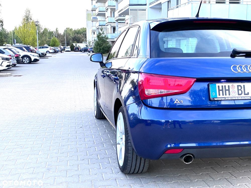 Audi A1 Sportback 1.6 TDI Attraction - 16