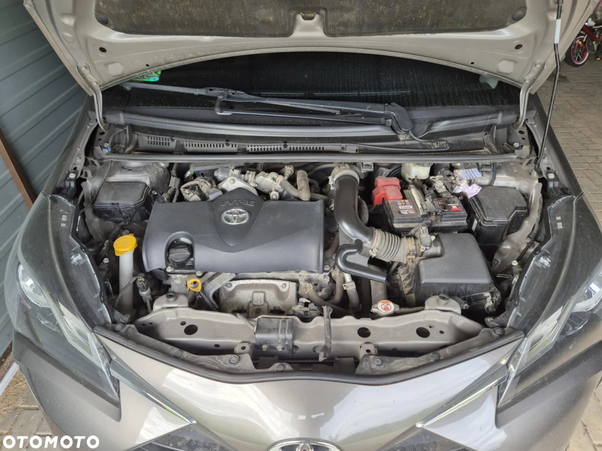 Toyota Yaris 1.5 Premium - 6