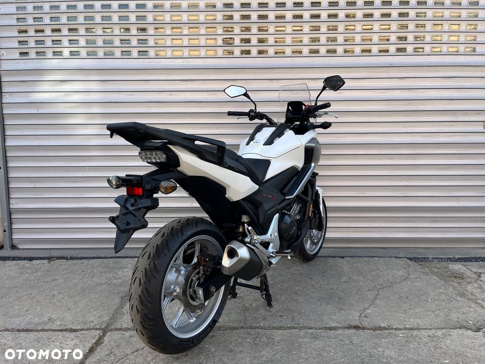 Honda NC - 16