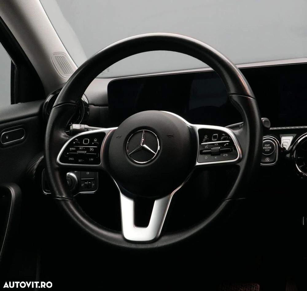 Mercedes-Benz A 180 d 8G-DCT Advanced Progressive - 17