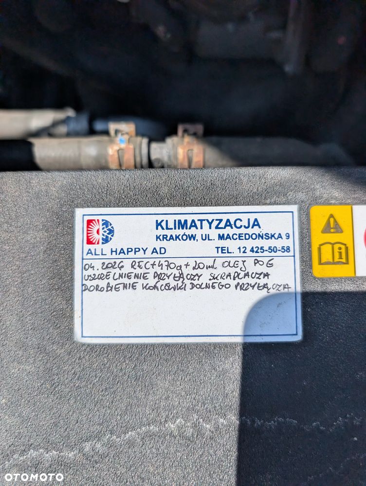 Toyota Corolla 1.8 Hybrid Executive - 31