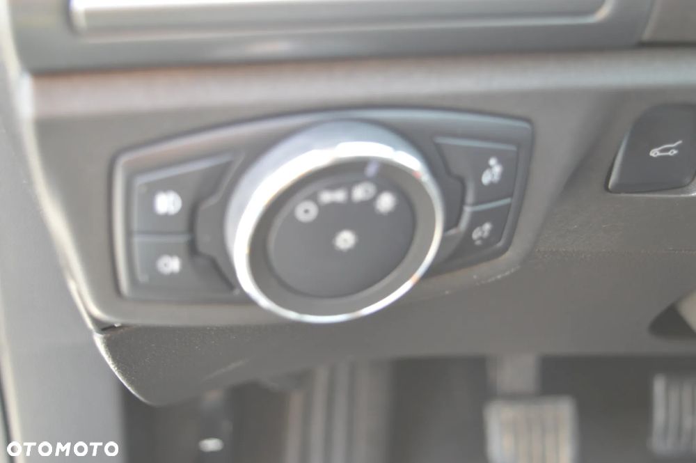 Ford Mondeo 1.5 EcoBoost Titanium - 23