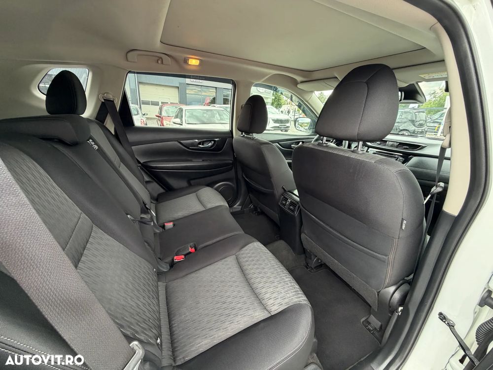 Nissan X-Trail 2.0D XTRONIC Start/Stop 4x4-i Tekna - 16