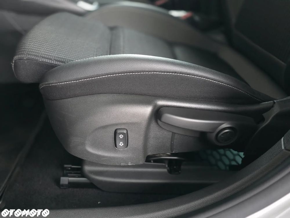 Opel Astra 1.5 CDTI Ultimate S&S - 27