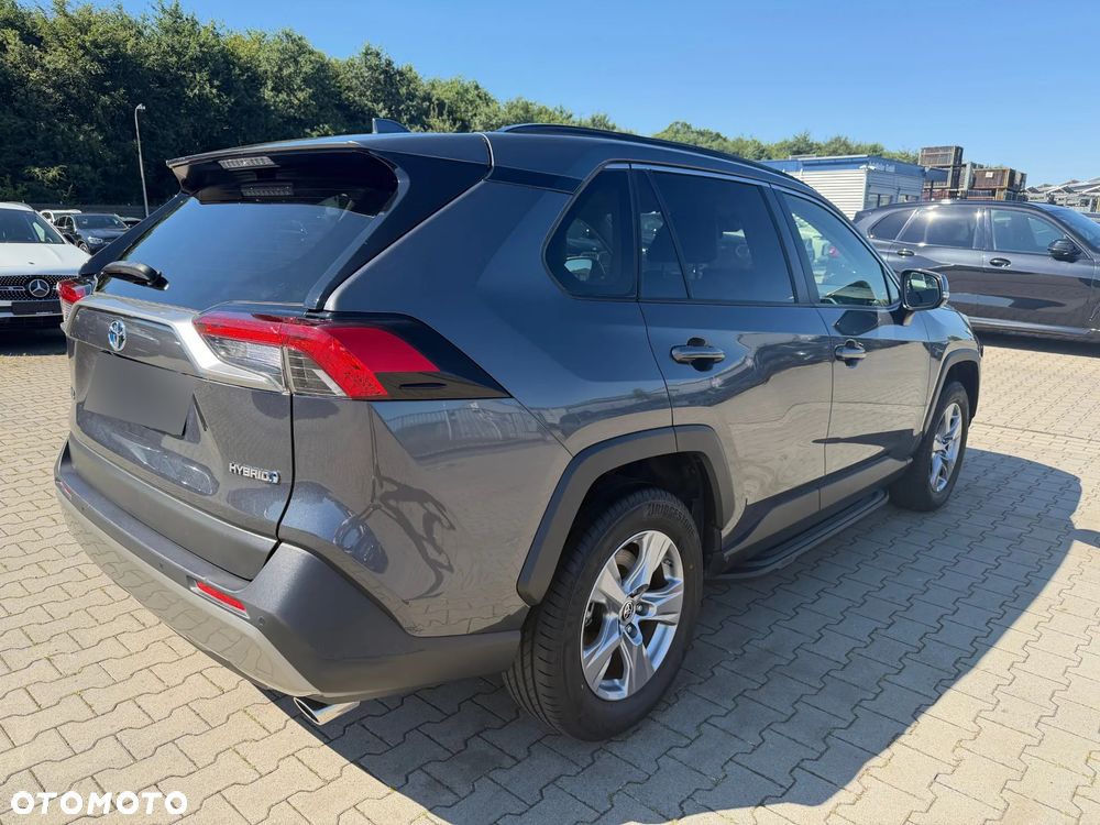 Toyota RAV4 - 4