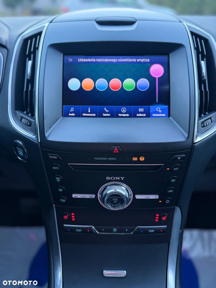 Ford S-Max 2.0 EcoBlue Titanium - 37