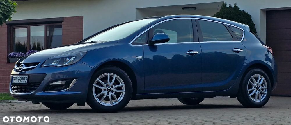 Opel Astra - 4