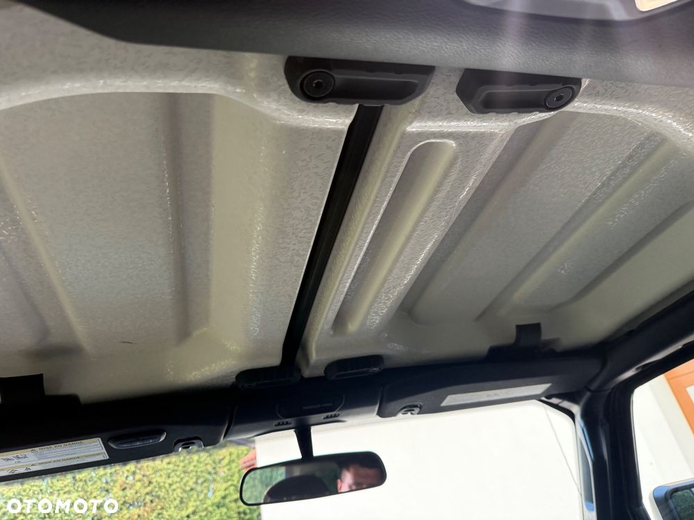 Jeep Wrangler - 19