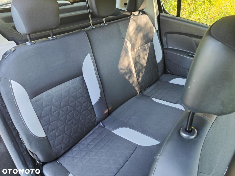 Dacia Sandero dCi 90 Laureate - 20