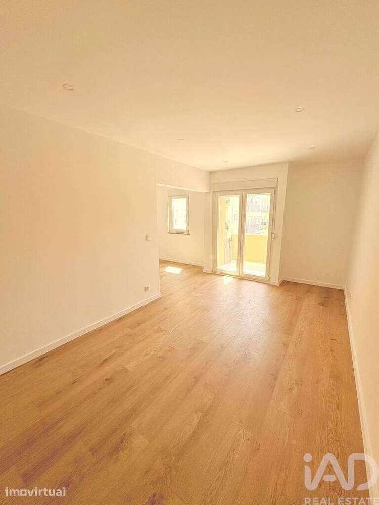 Apartamento T2 em Setúbal - Grande imagem: 2/8
