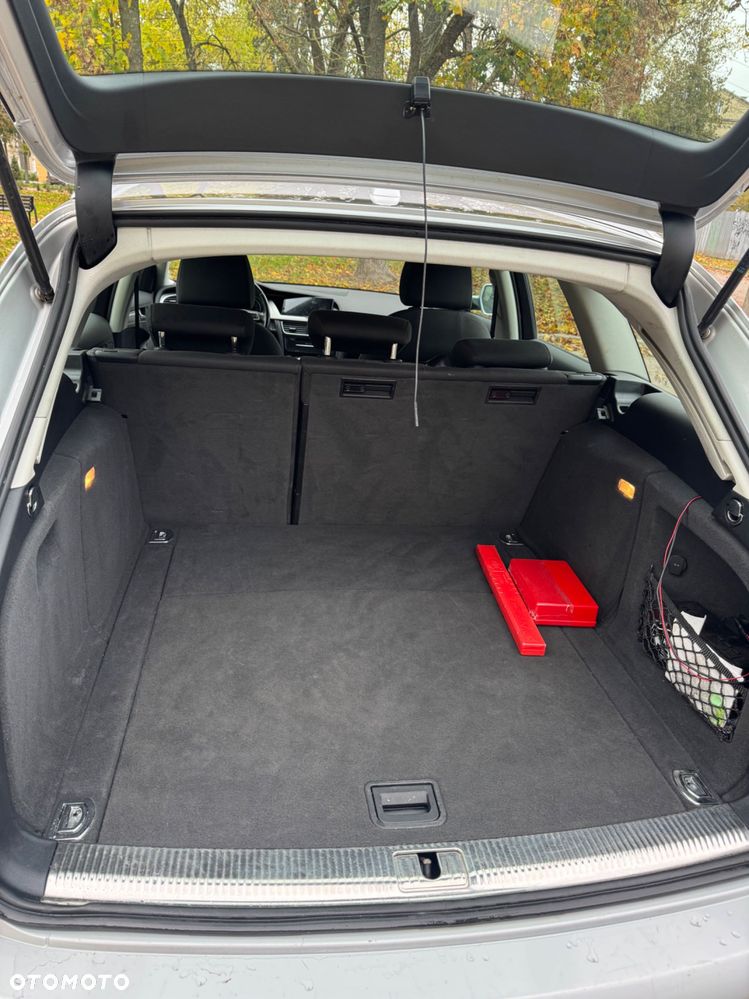 Audi A4 Avant - 8