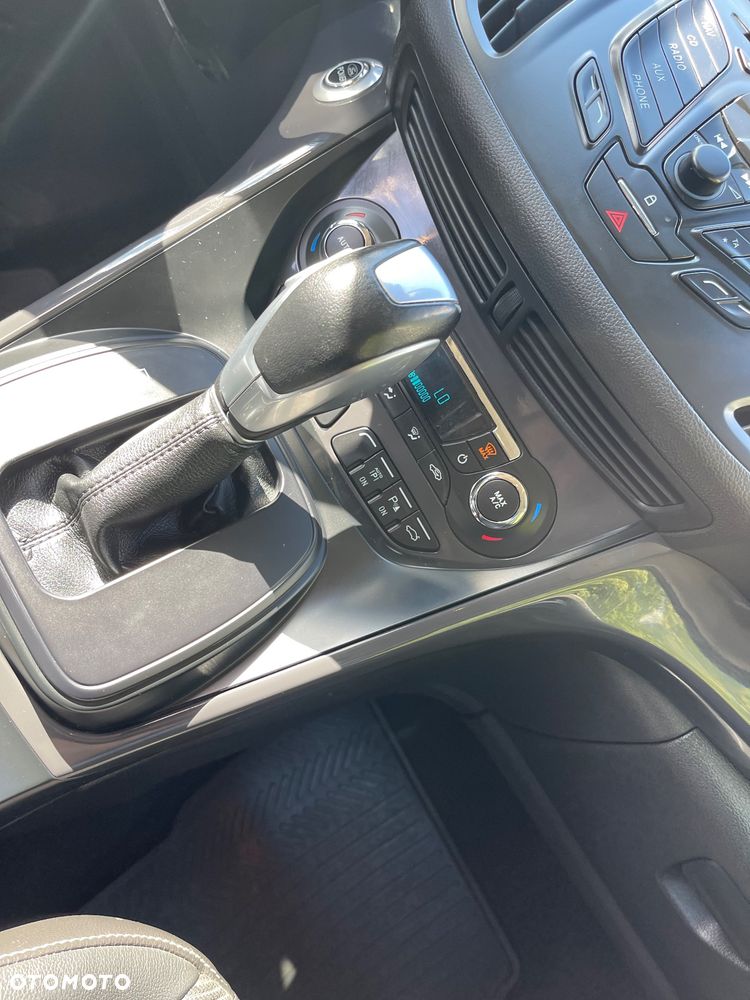 Ford Kuga 2.0 TDCi 4x4 Titanium - 14