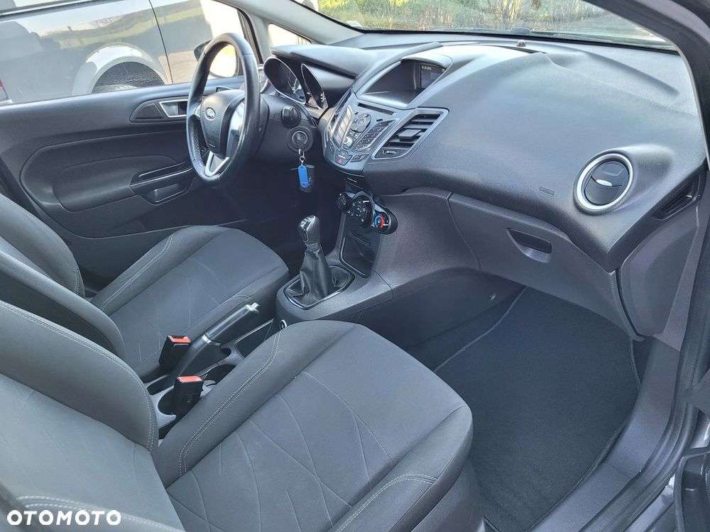 Ford Fiesta - 18