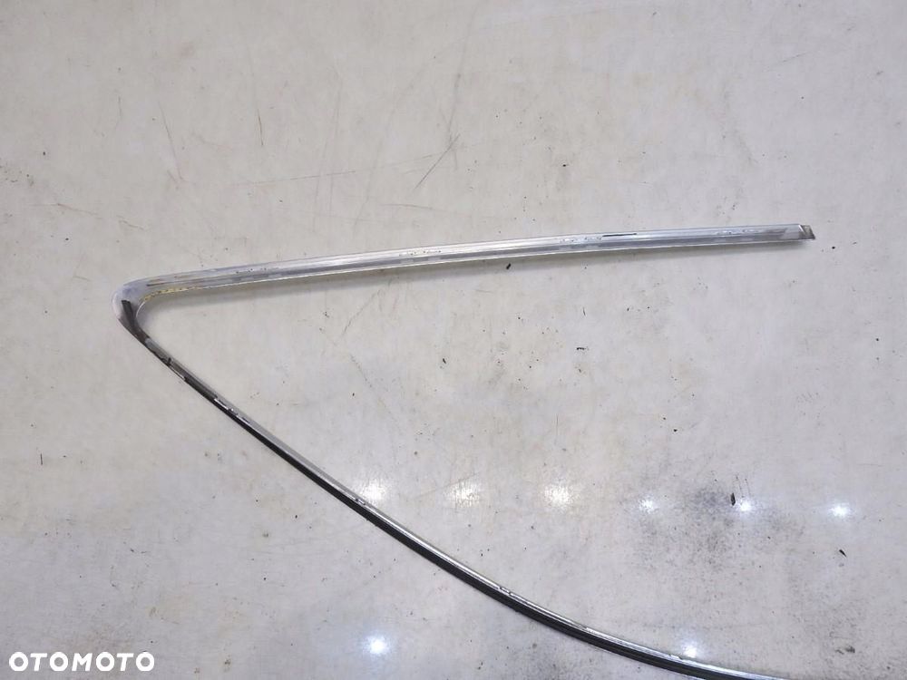 LISTWA DACHOWA PRAWA AUDI A4 B8 AVANT 8K0853704 - 8