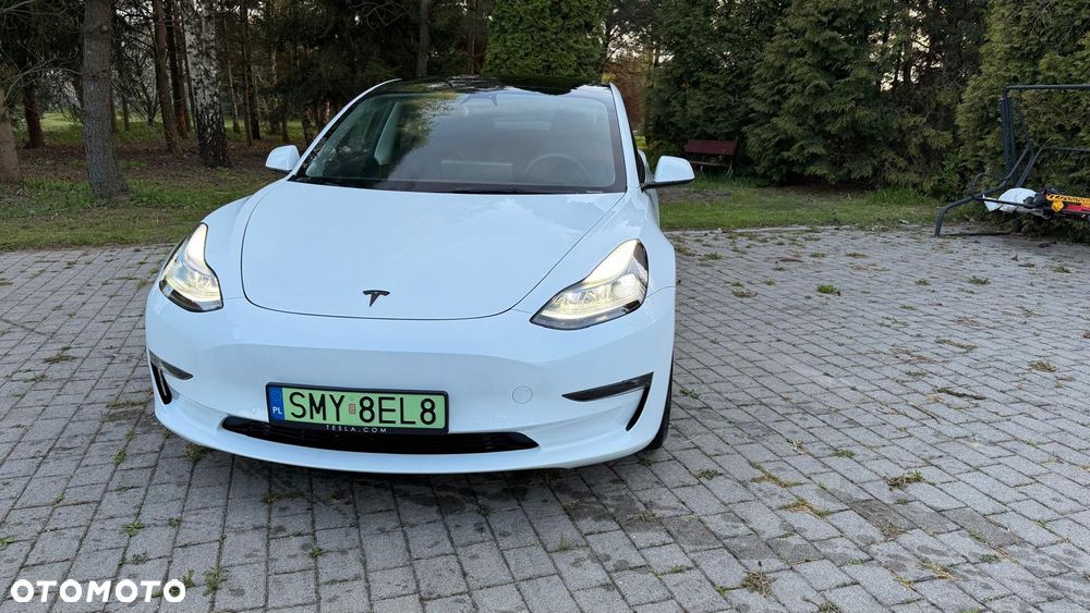 Tesla Model 3 - 2