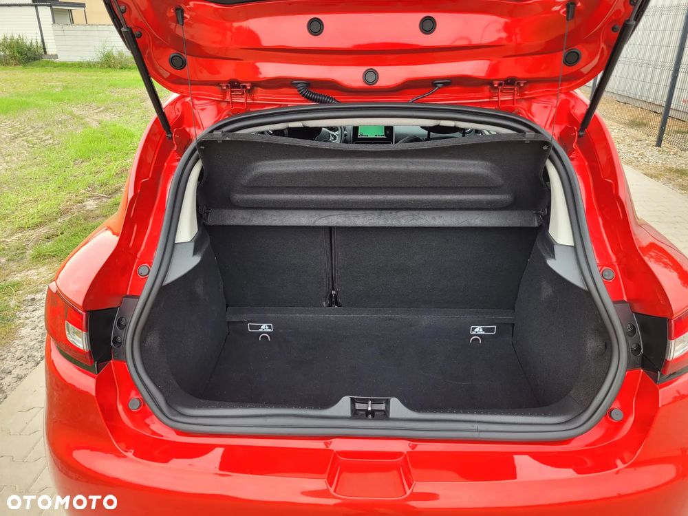 Renault Clio TCe 90 Limited - 14