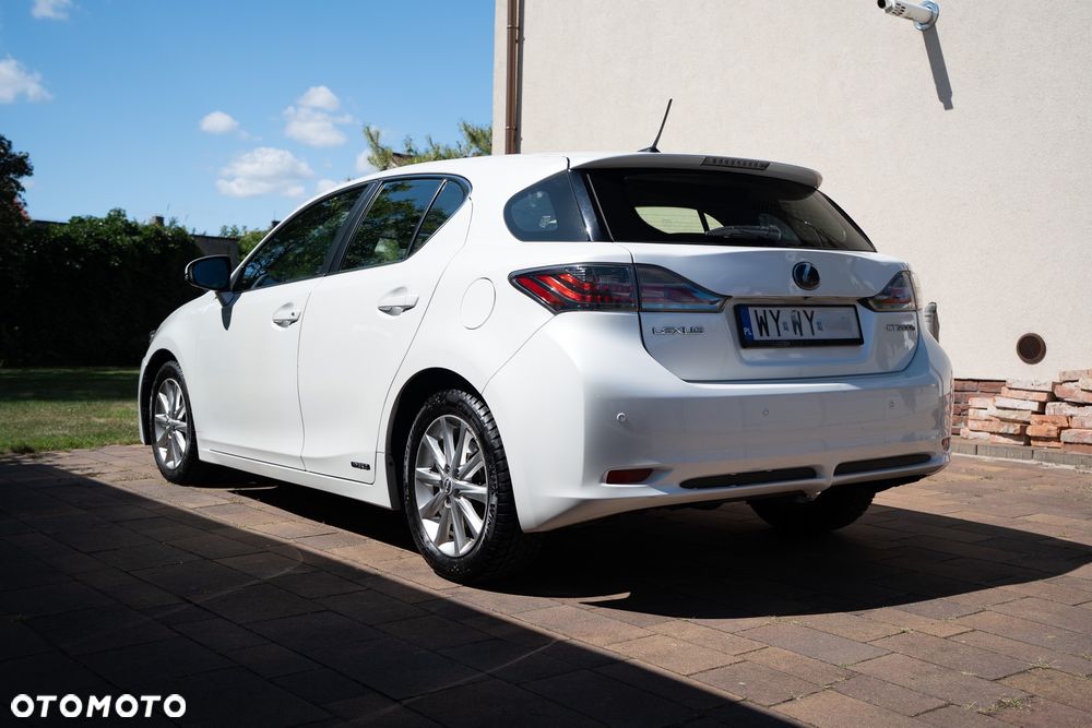 Lexus CT 200h Comfort - 2