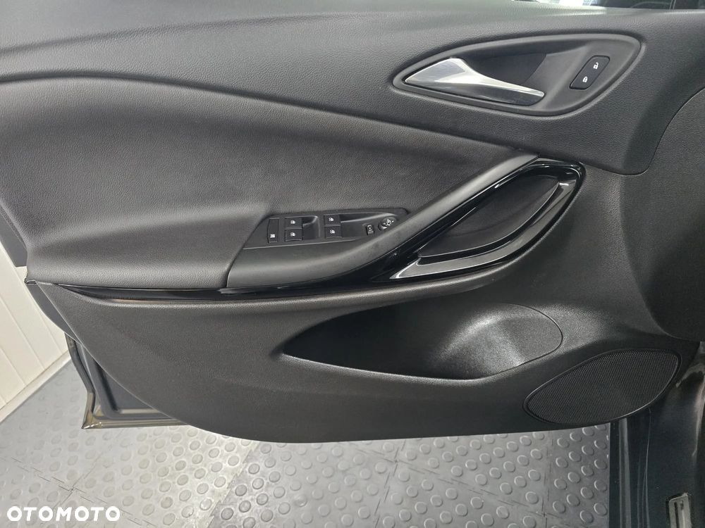 Opel Astra 1.6 BiTurbo D (CDTI) Start/Stop Innovation - 14