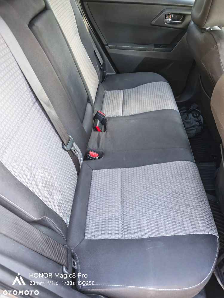 Toyota Auris - 8