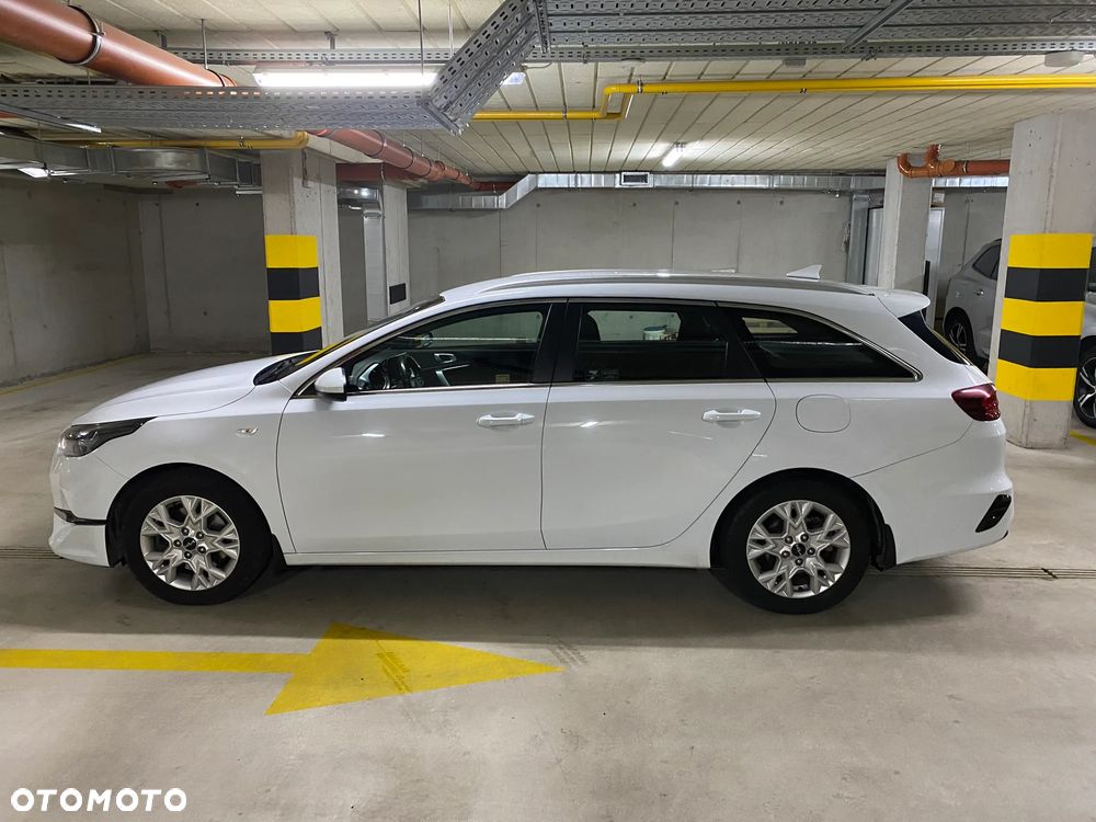 Kia Ceed 1.5 T-GDI M - 11