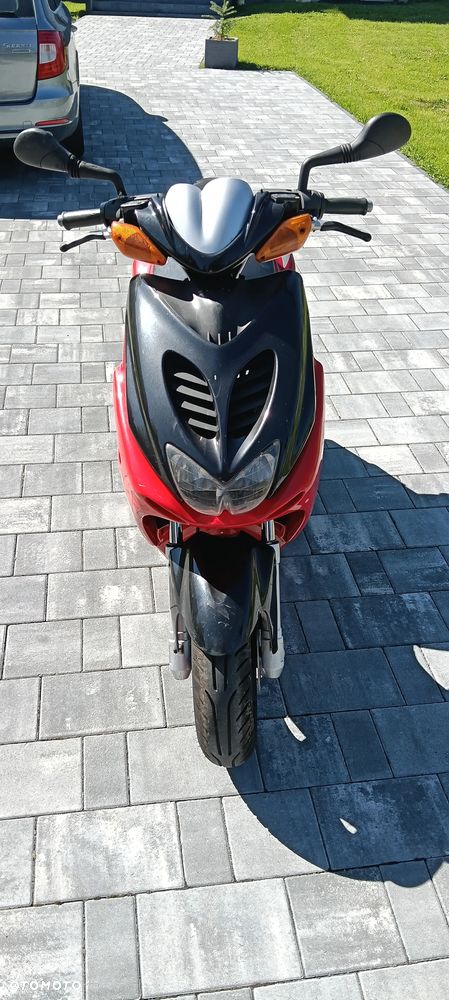 Yamaha Aerox - 6